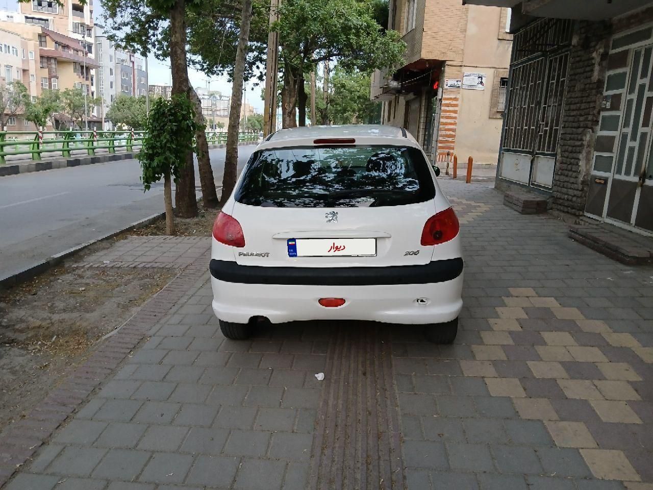 پژو 206 تیپ 2 - 1394