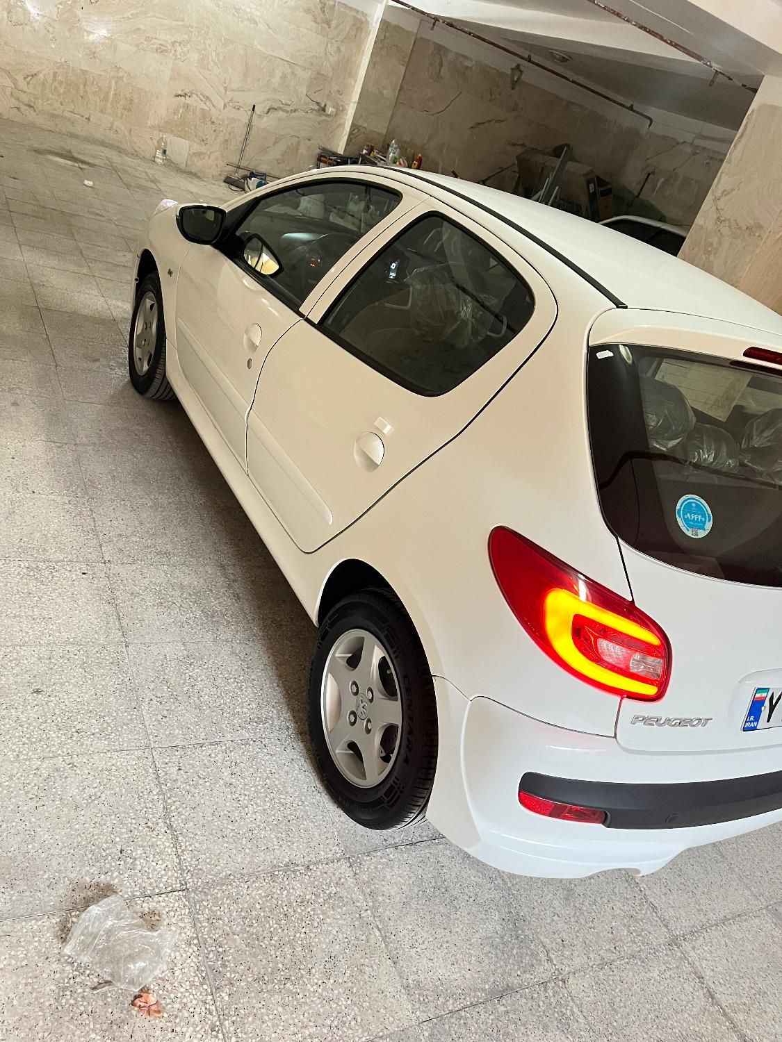 پژو 207 دنده‌ای با موتور TU3 - 1402