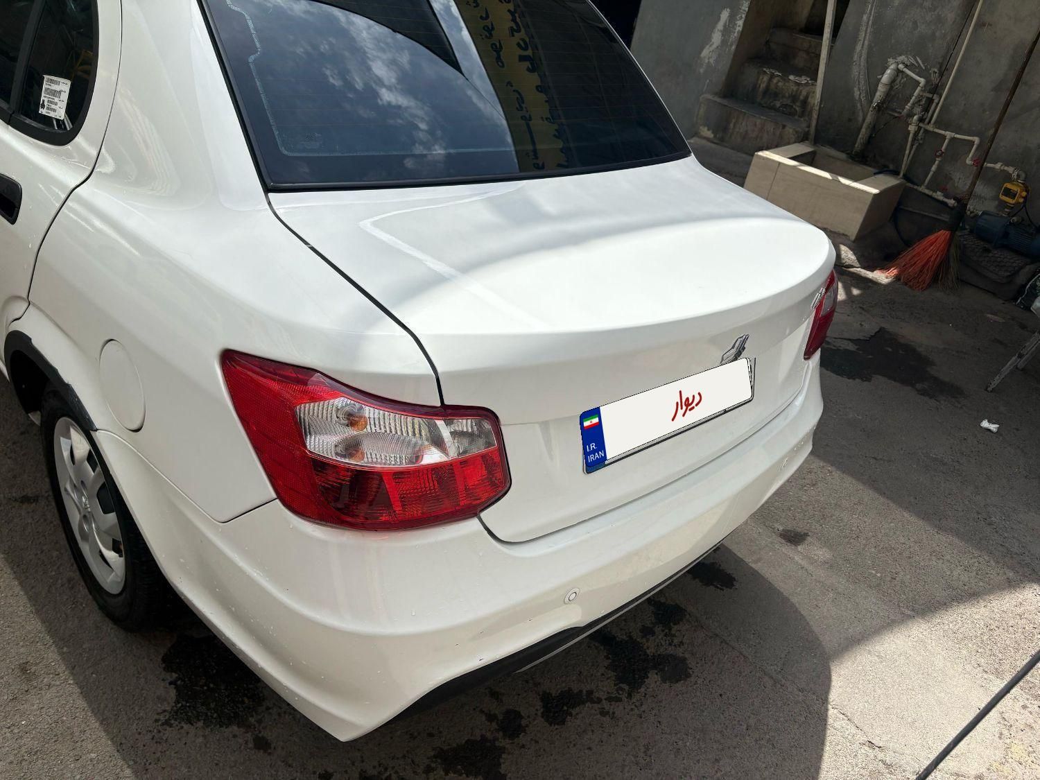 ساینا S دنده ای بنزینی - 1401