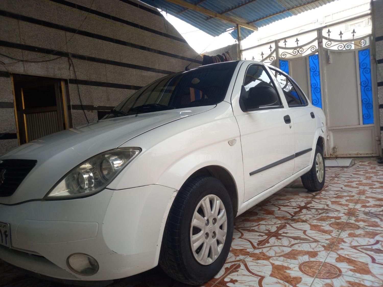 تیبا صندوق دار SX - 1398