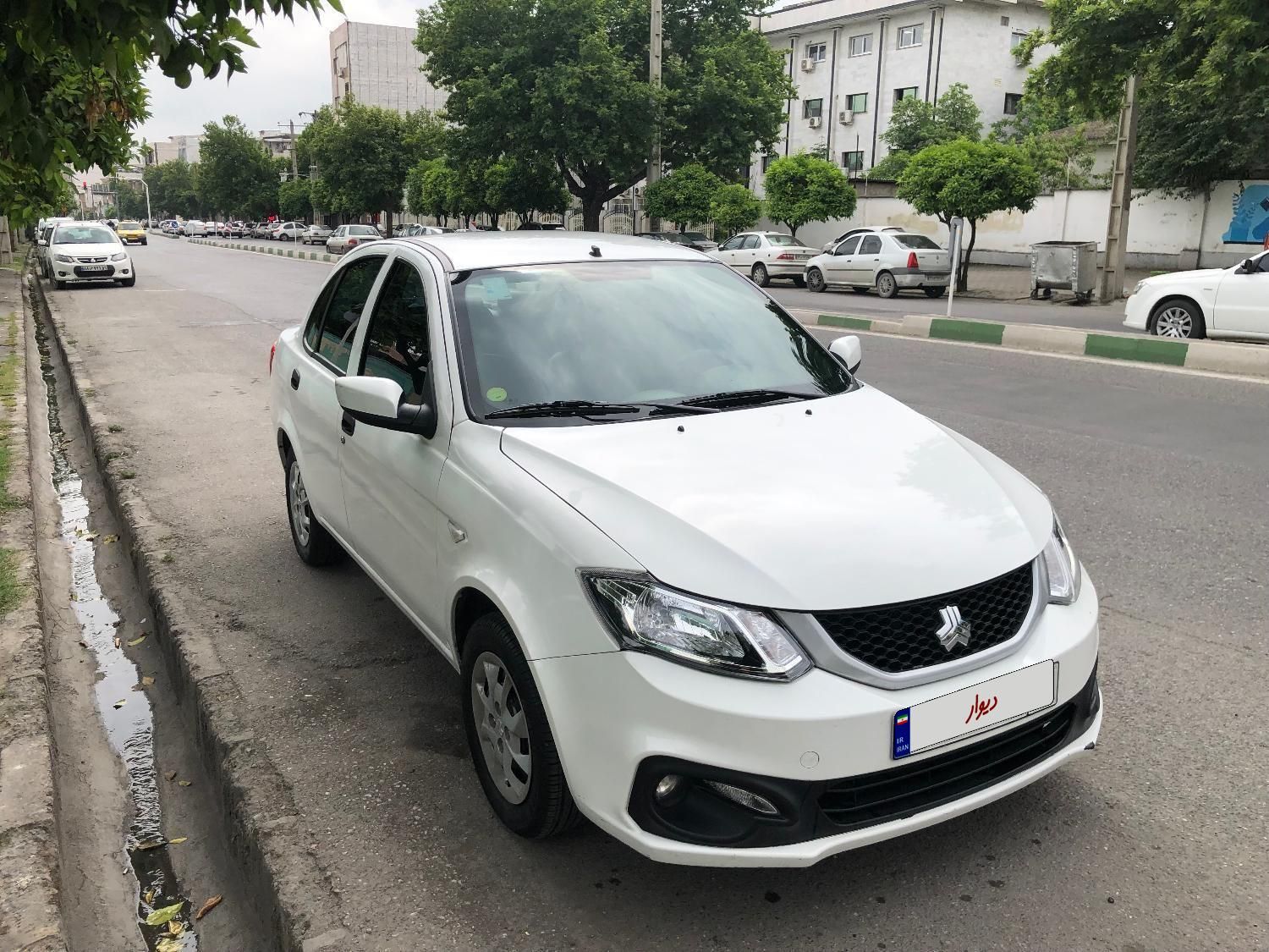ساینا S دنده ای بنزینی - 1401