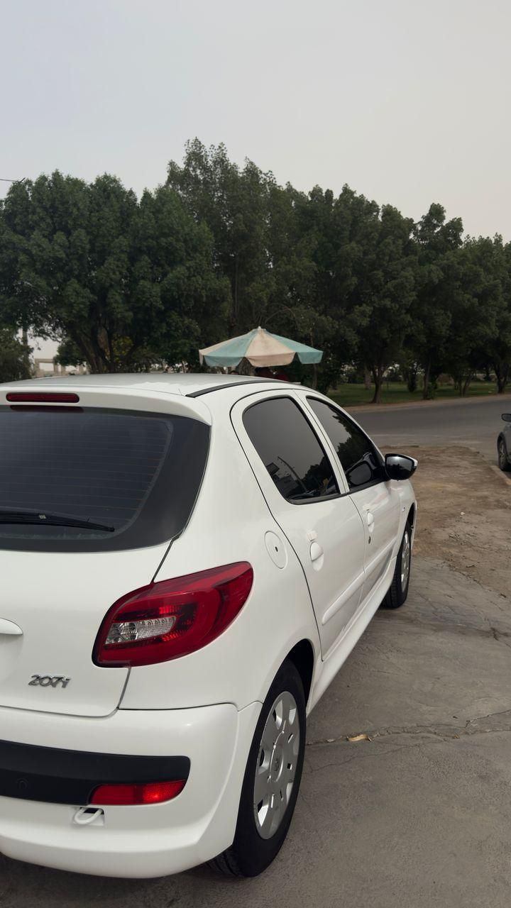 پژو 207 دنده‌ای - 1401