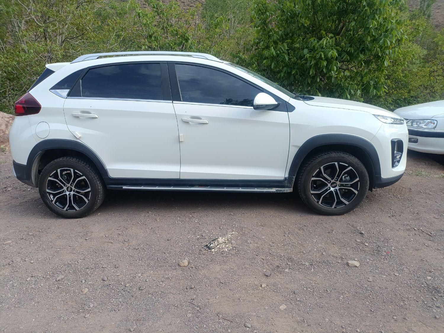 ام وی ام X22 دنده ای اسپرت لاکچری - 2024