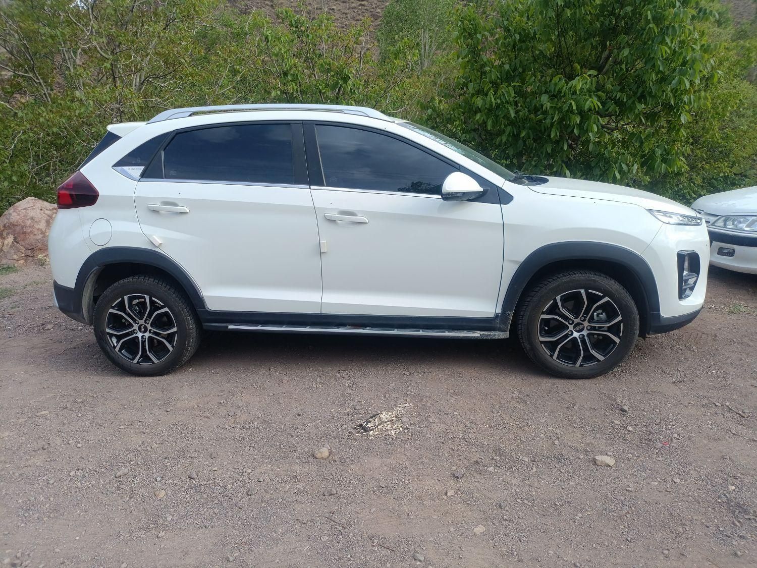 ام وی ام X22 دنده ای اسپرت لاکچری - 2024