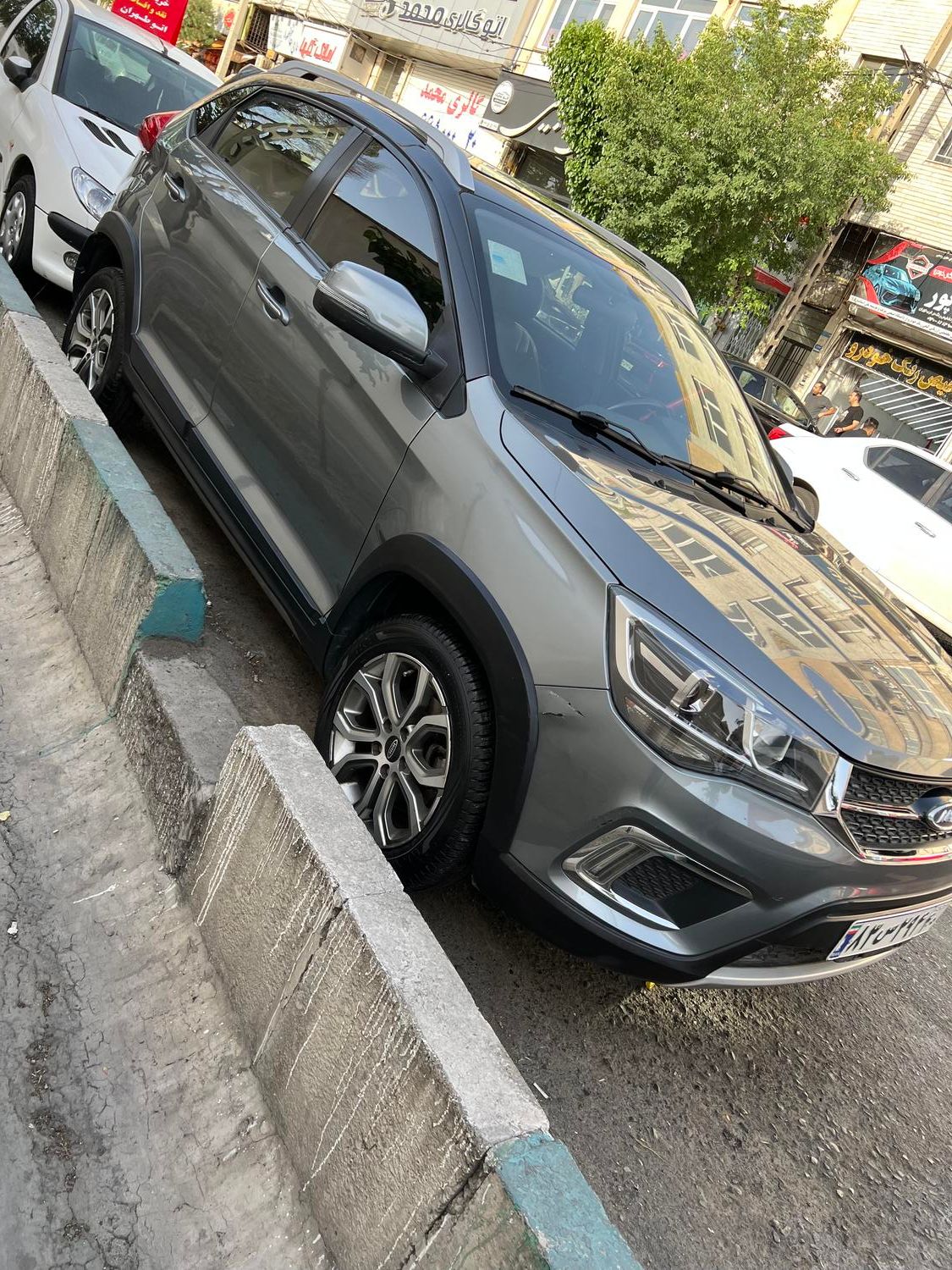 خودرو ام وی ام، X22 آگهی ann_17850730