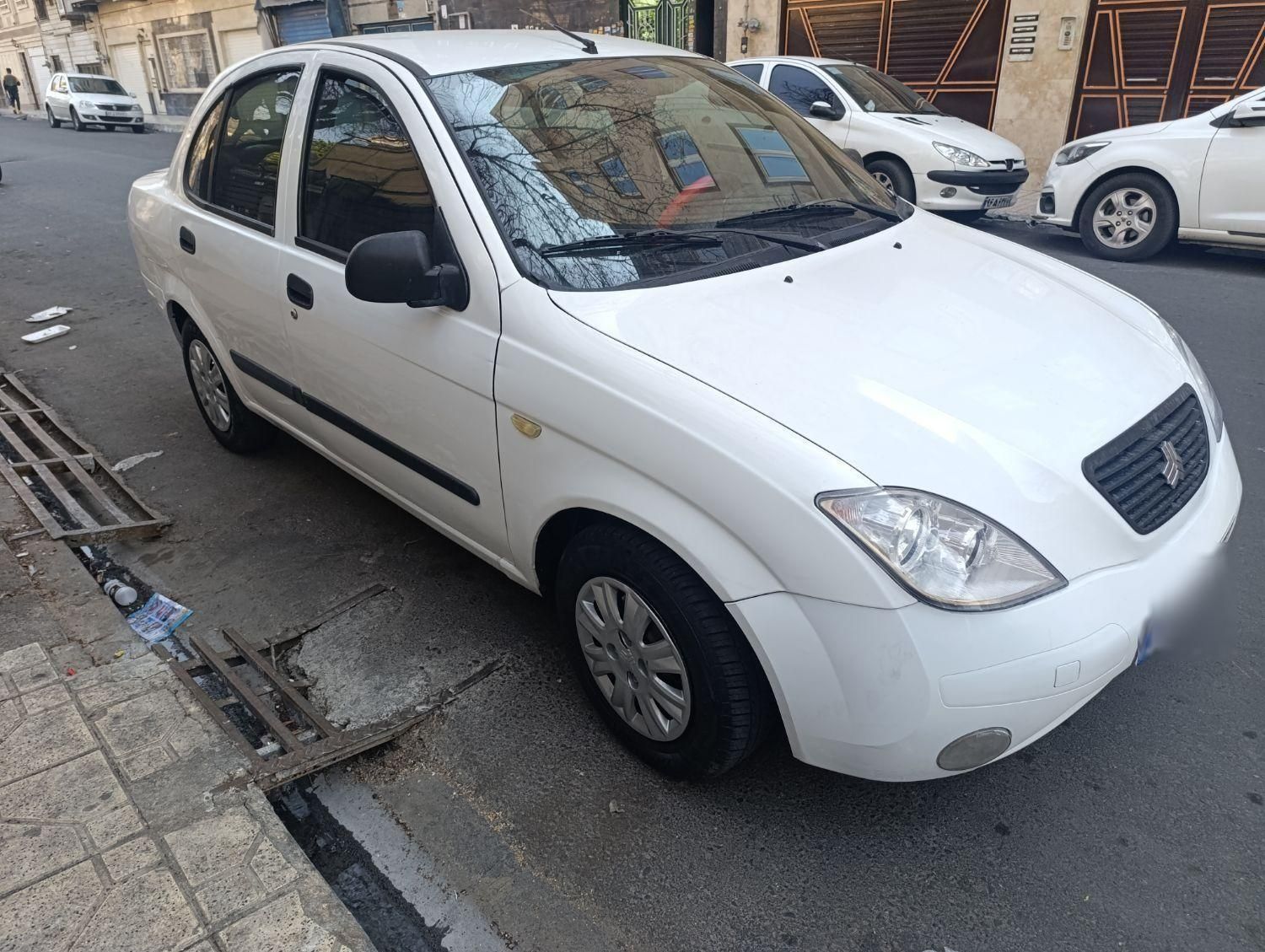 تیبا صندوق دار SX - 1395