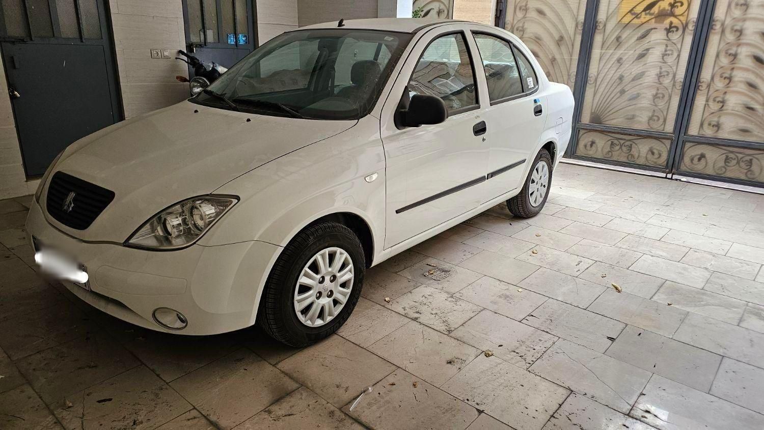تیبا صندوق دار SX - 1400