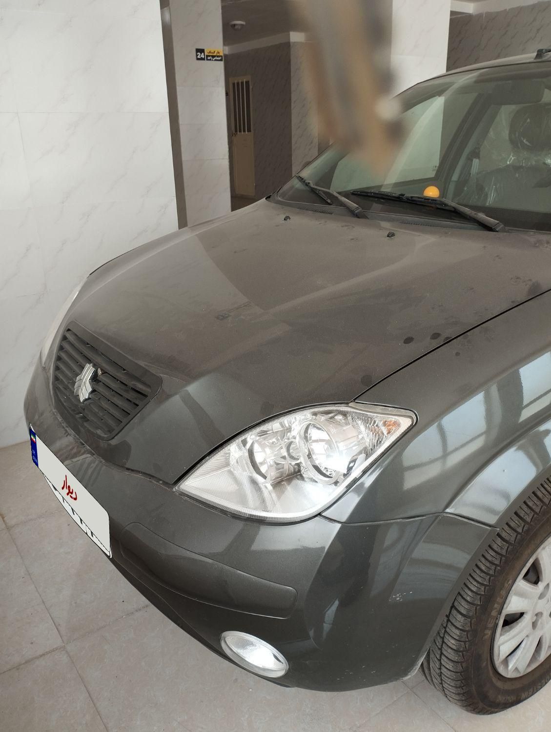 تیبا صندوق دار SX - 1400