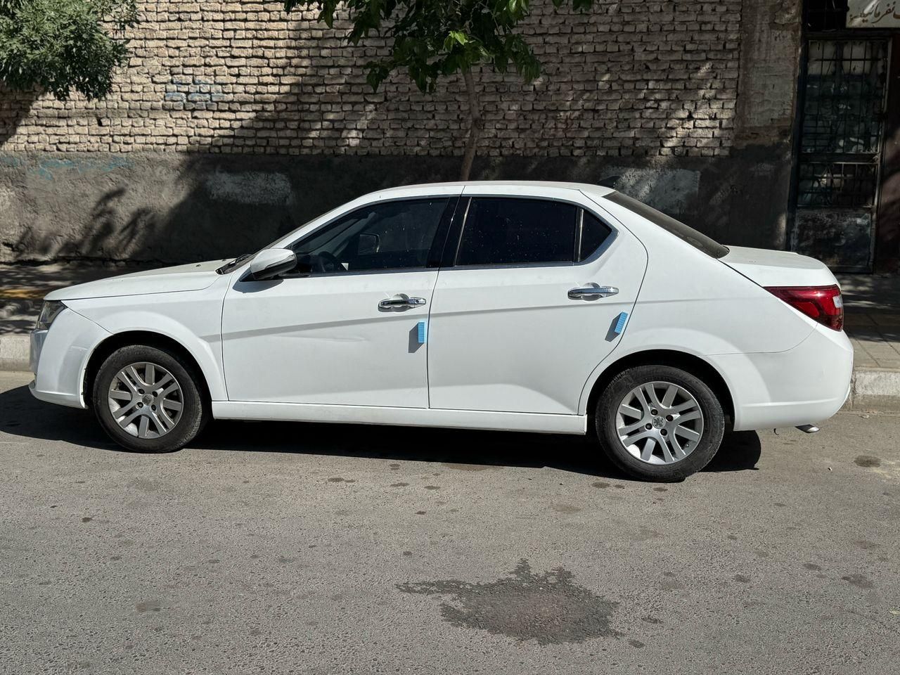 دنا پلاس تیپ ۱ دنده‌ای - 1402