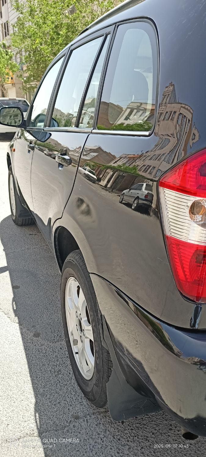 ام وی ام X33 دنده‌ای ساده - 2012