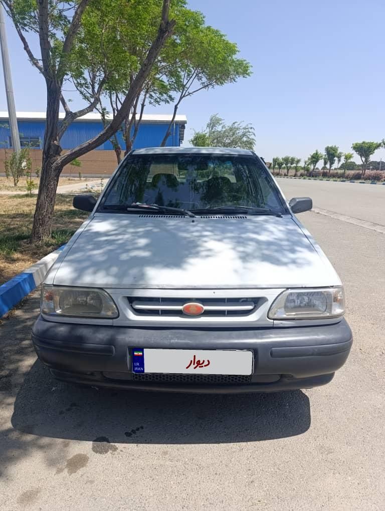 پراید صبا دنده‌ای - 1382