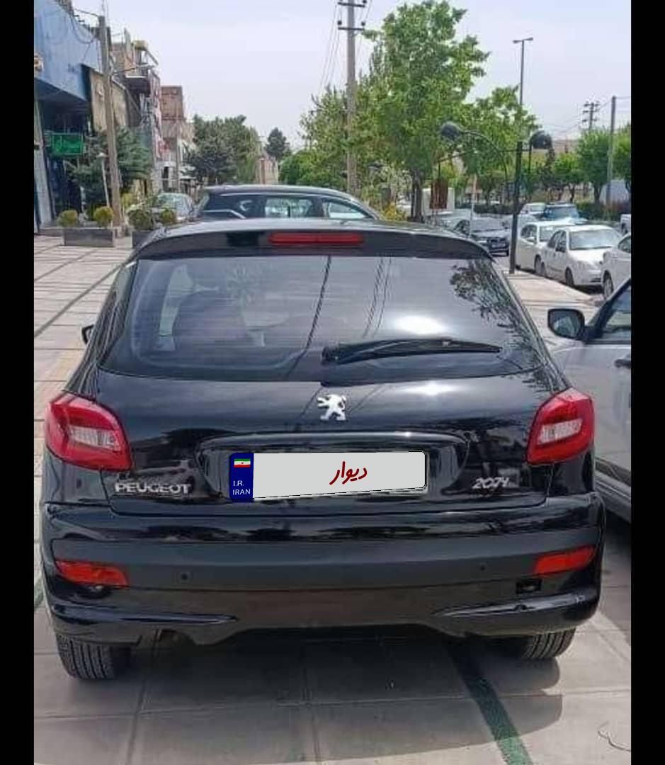 پژو 207 دنده‌ای - 1402