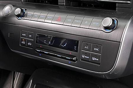 هیوندای کونا 2.0 لیتر - 2025