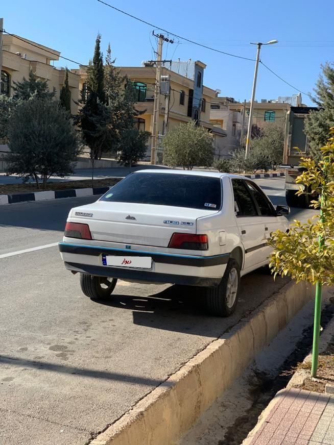 پژو 405 بنزینی GLX - TU5 - 1390