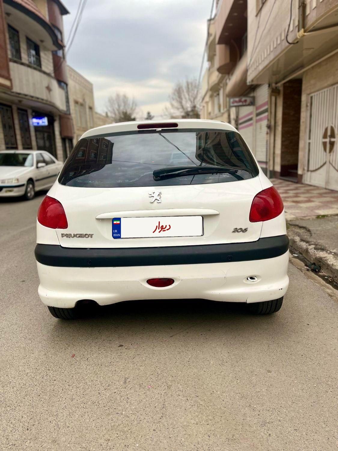 پژو 206 تیپ 3 - 1395