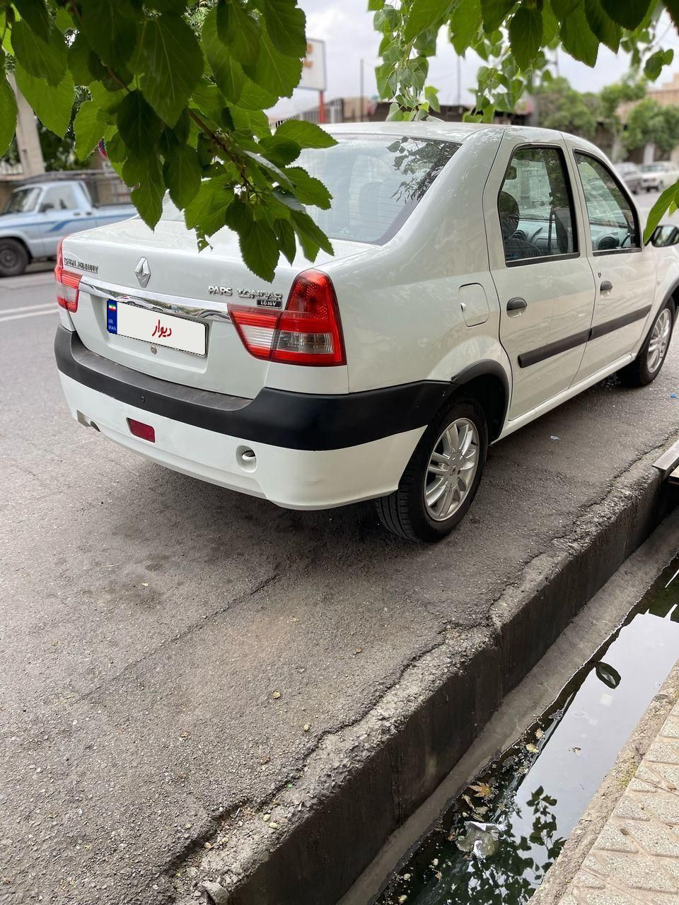 خودرو رنو، پارس تندر آگهی ann_17858417