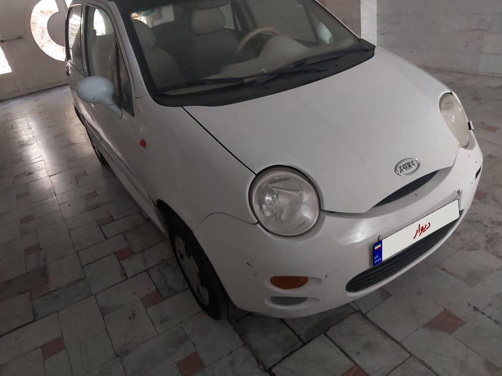 ام وی ام 110 چهار سیلندر دنده ای - 2011