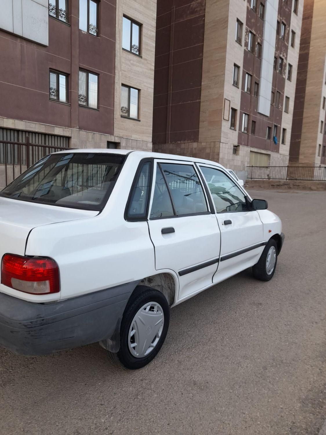 پراید صبا دنده‌ای - 1385