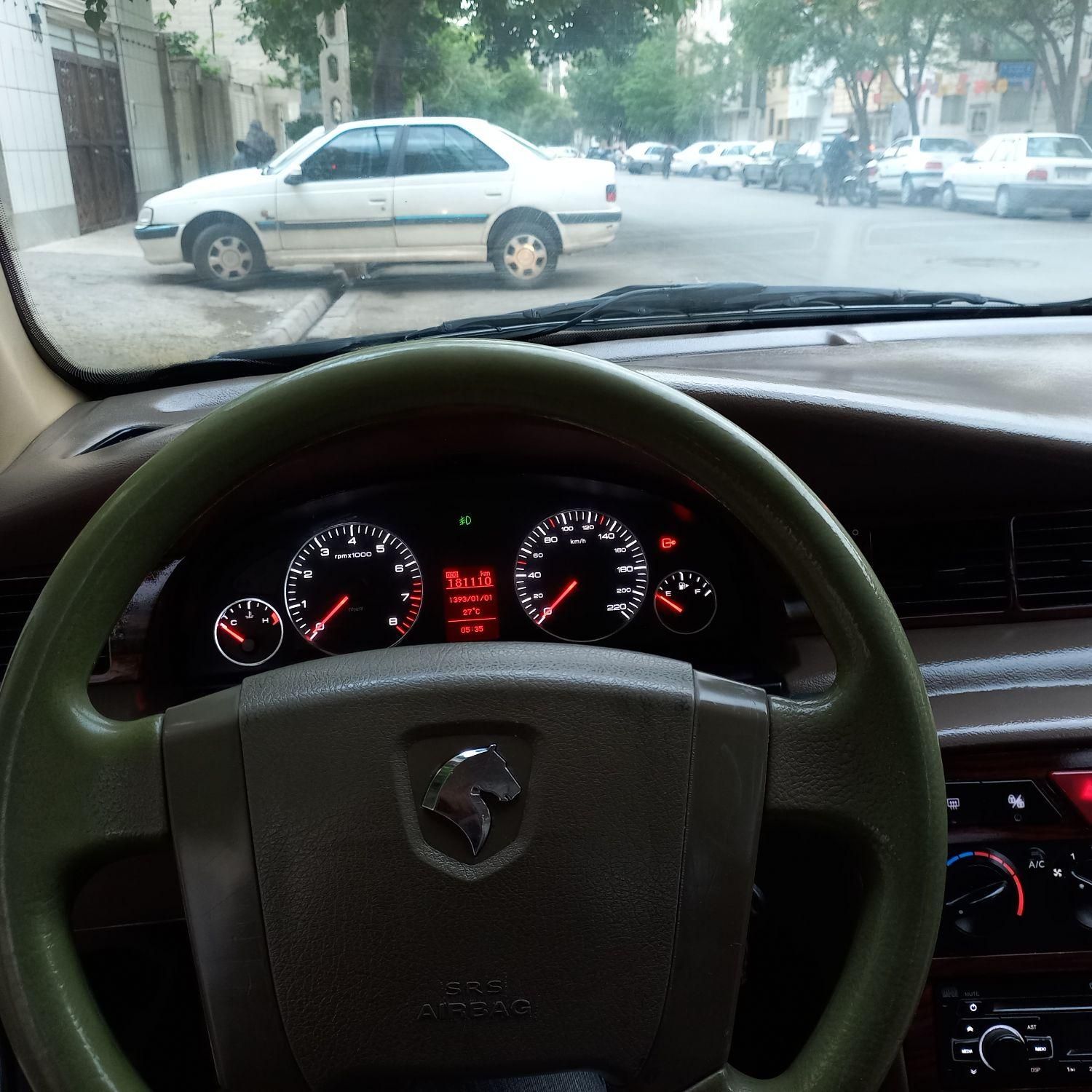سمند LX XU7 - 1395
