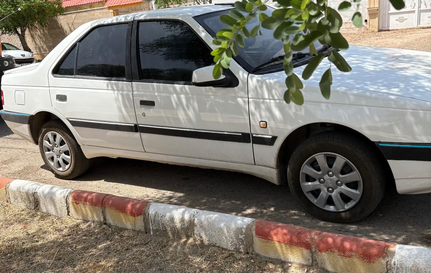 پژو 405 SLX بنزینی TU5 - 1390
