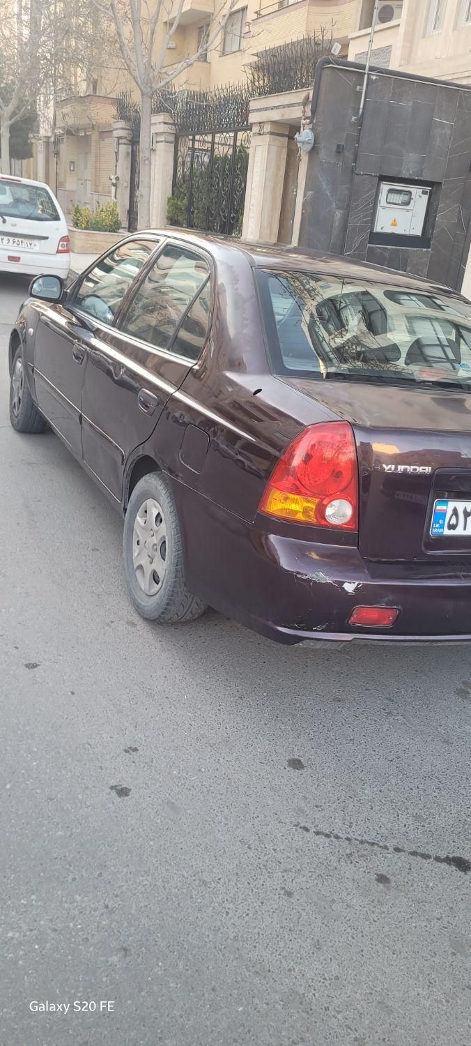 هیوندای ورنا دنده‌ ای - 2008