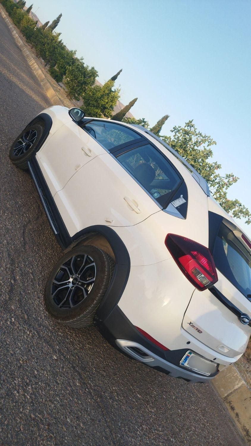 ام وی ام X22 دنده ای اسپرت لاکچری - 2023