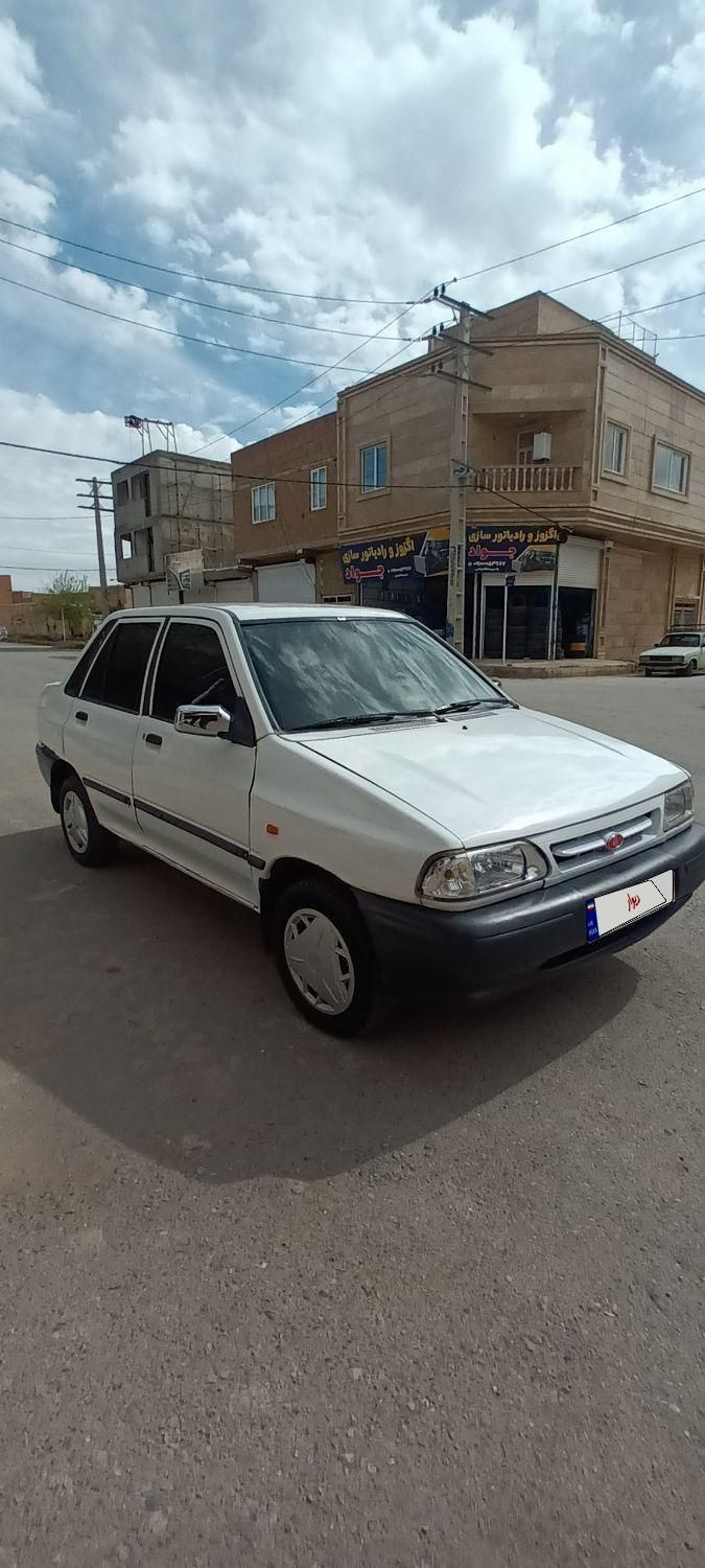 پراید صبا دنده‌ای - 1384