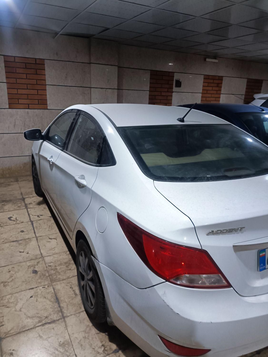 هیوندای اکسنت 1.6 لیتر ساده - 2016
