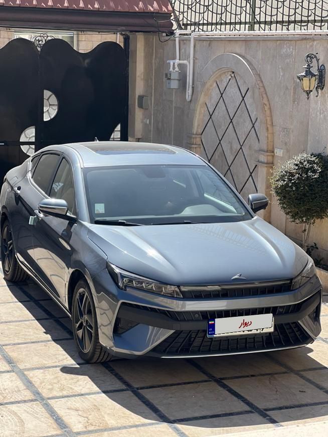 خودرو کی ام سی، J7 آگهی ann_17867332