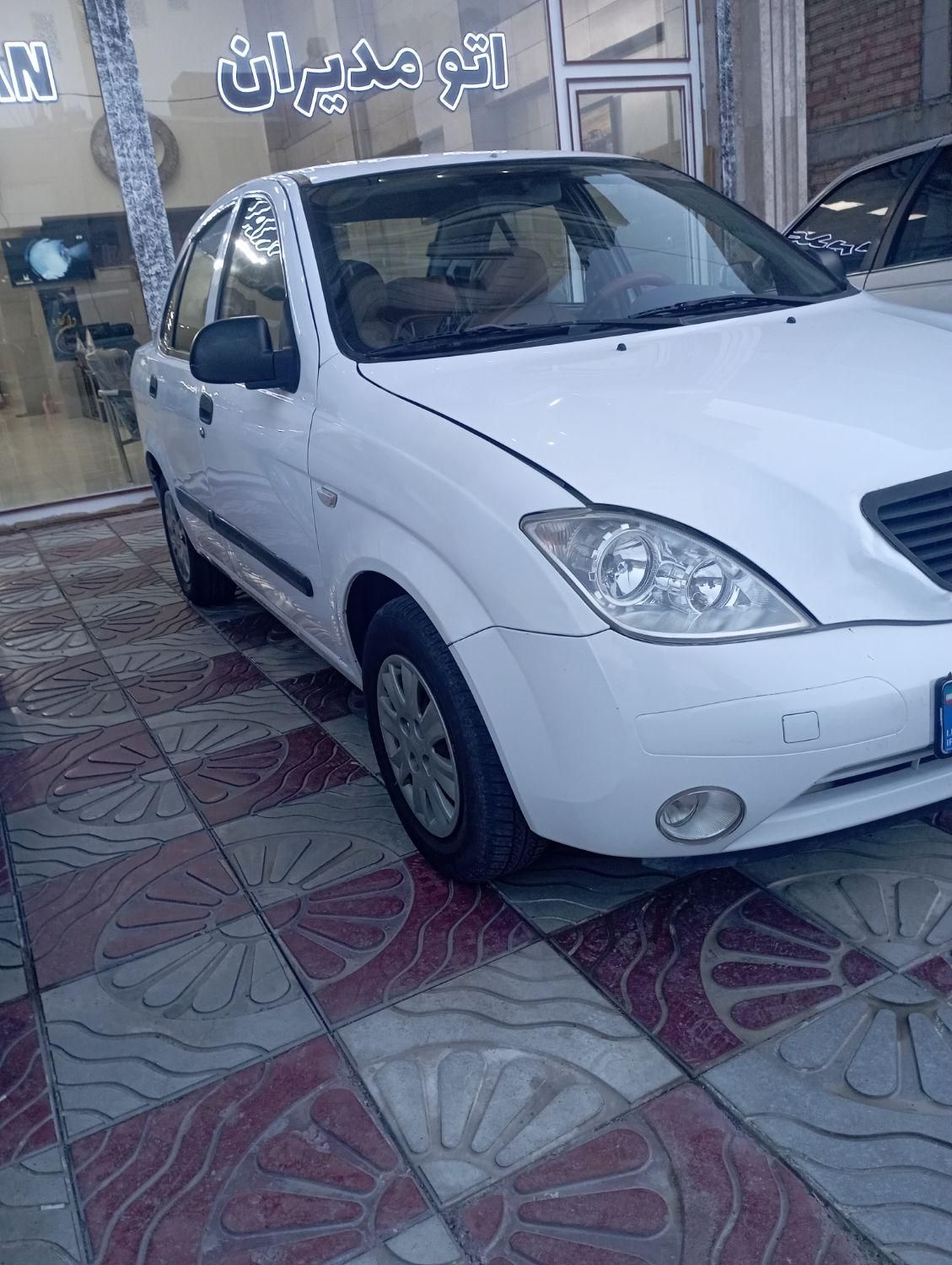 تیبا صندوق دار EX - 1394