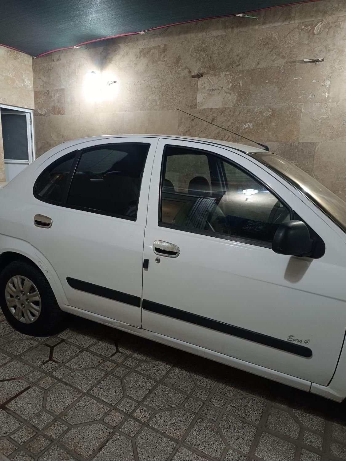 تیبا صندوق دار SX - 1393