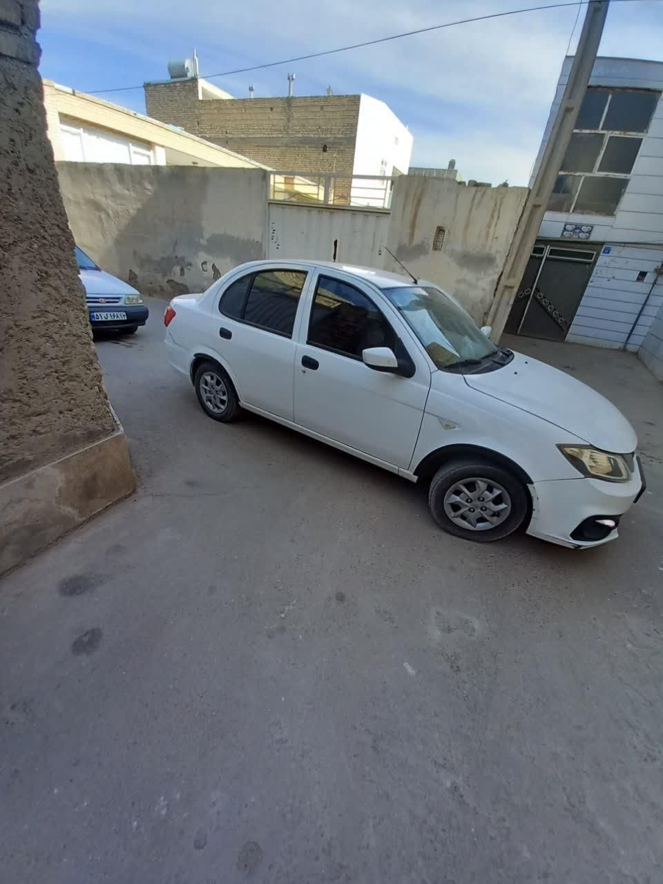 ساینا S دنده ای بنزینی - 1400