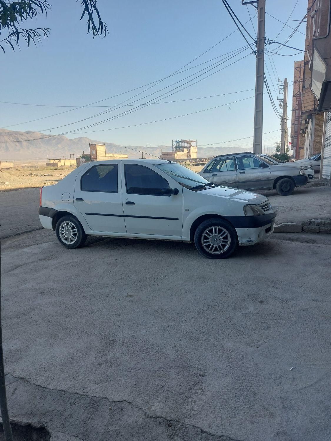 خودرو رنو، پارس تندر آگهی ann_17871274