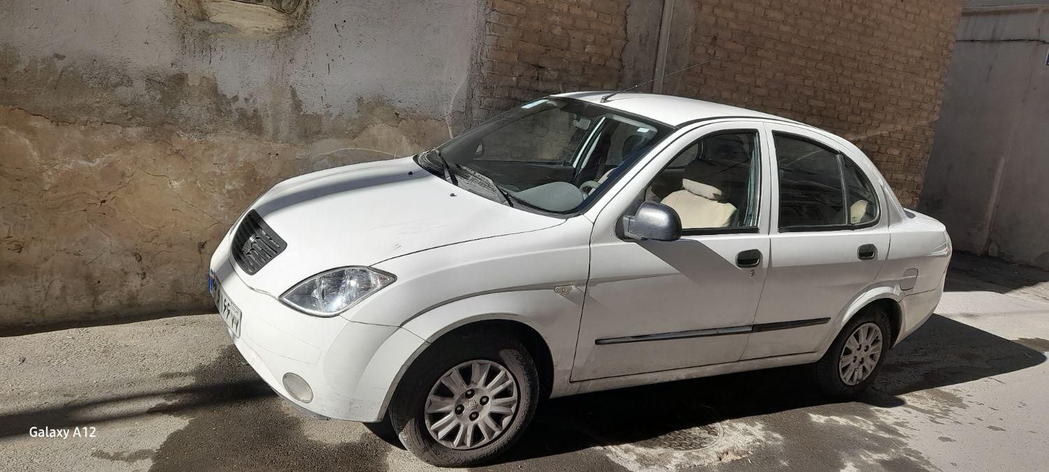 تیبا صندوق دار EX - 1395