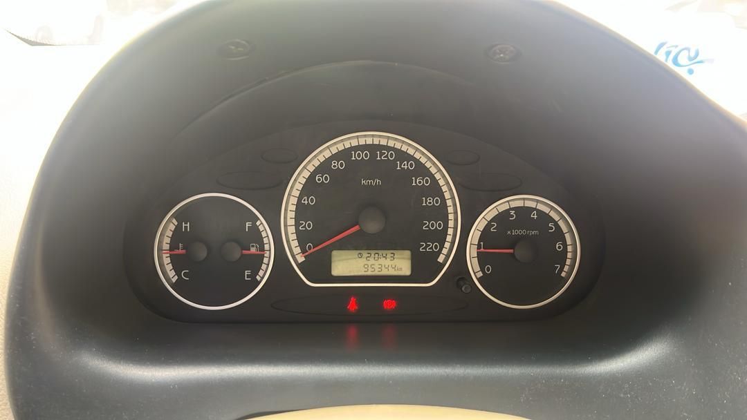 ام وی ام 110 چهار سیلندر دنده ای - 2012