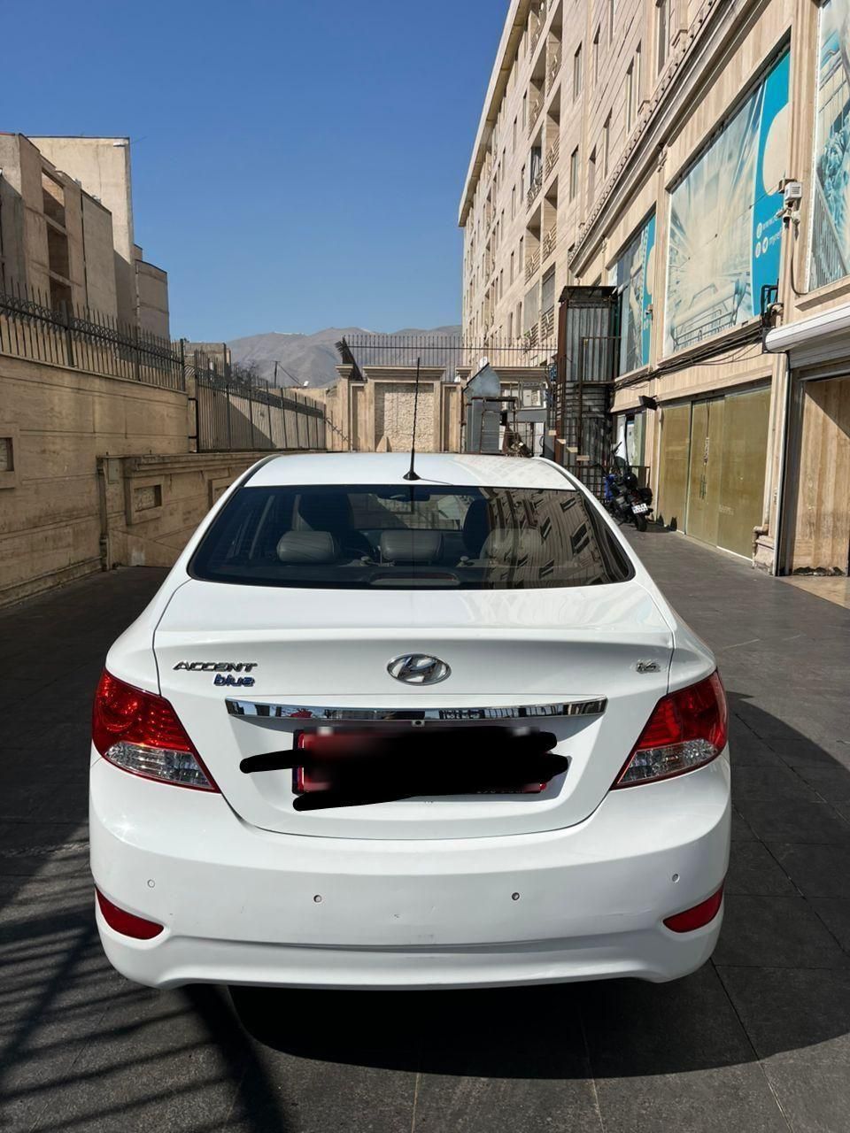 هیوندای اکسنت 1.6 لیتر بلو - 2014