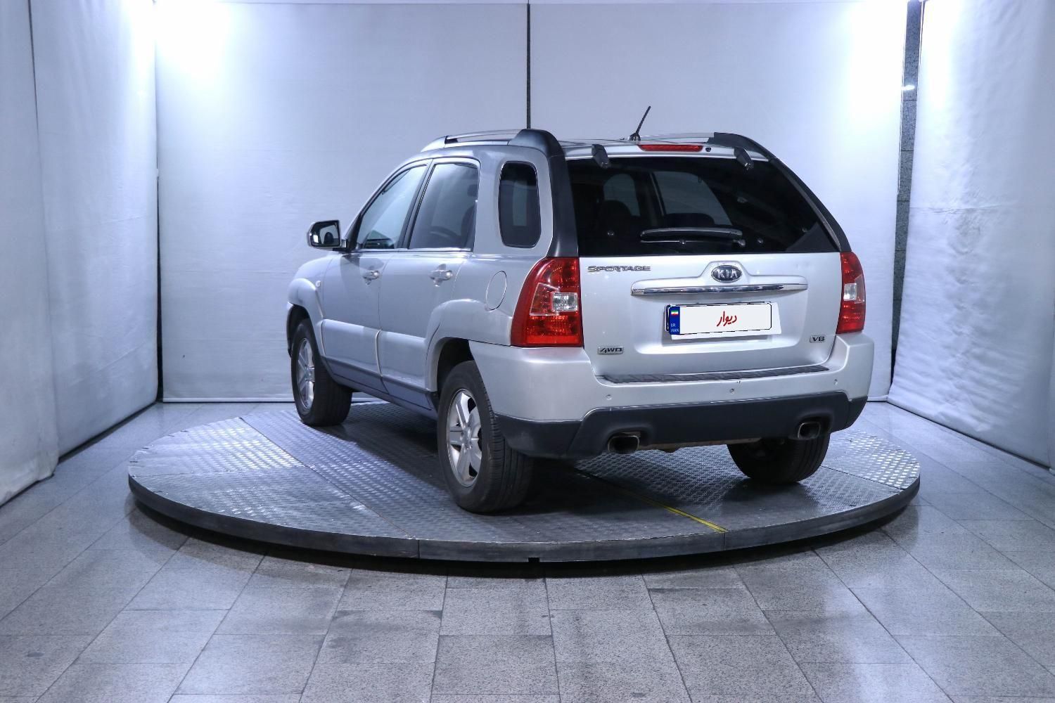 کیا اسپورتیج 6 سیلندر 2700cc - 2010