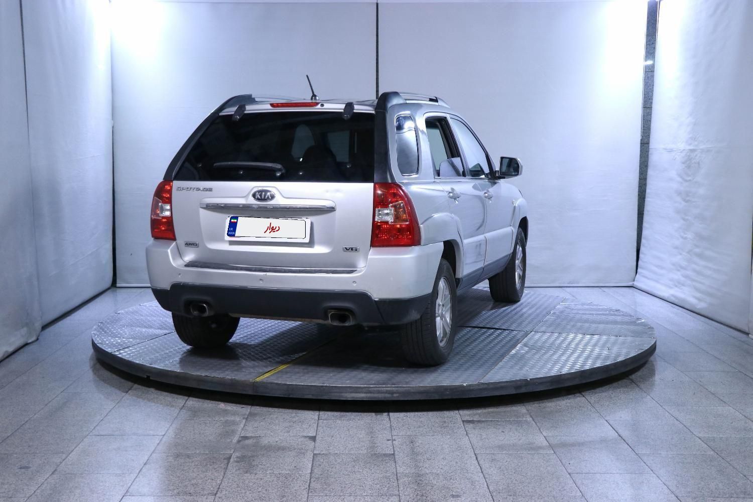 کیا اسپورتیج 6 سیلندر 2700cc - 2010