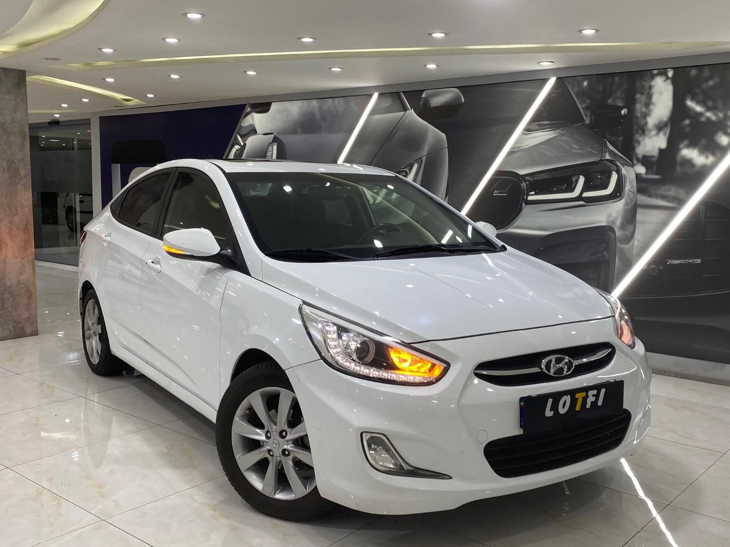 هیوندای اکسنت 1.6 لیتر ساده - 2015