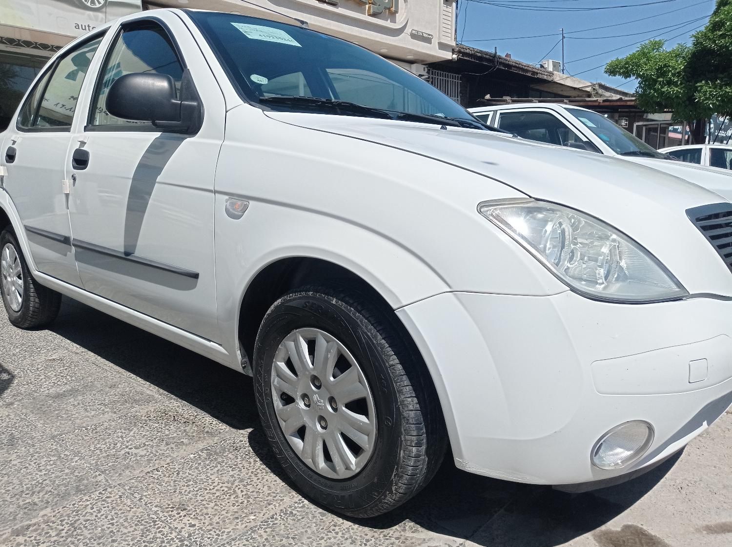تیبا صندوق دار SX - 1400