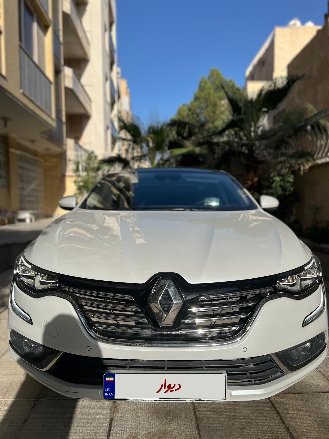 خودرو رنو، تالیسمان آگهی ann_17874604