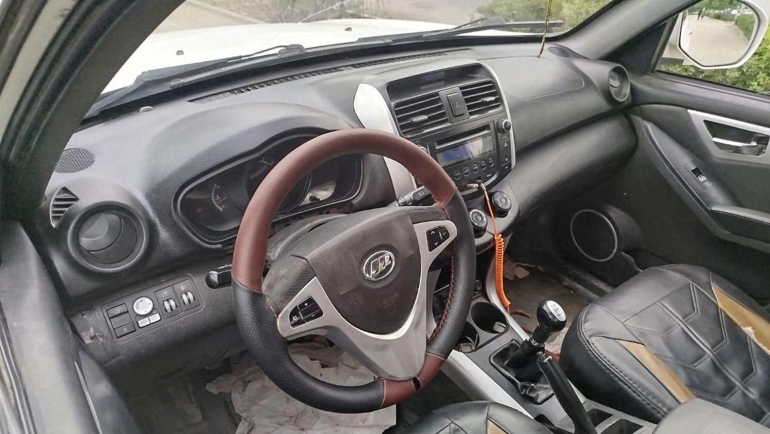 لیفان X60 دنده‌ای - 2014
