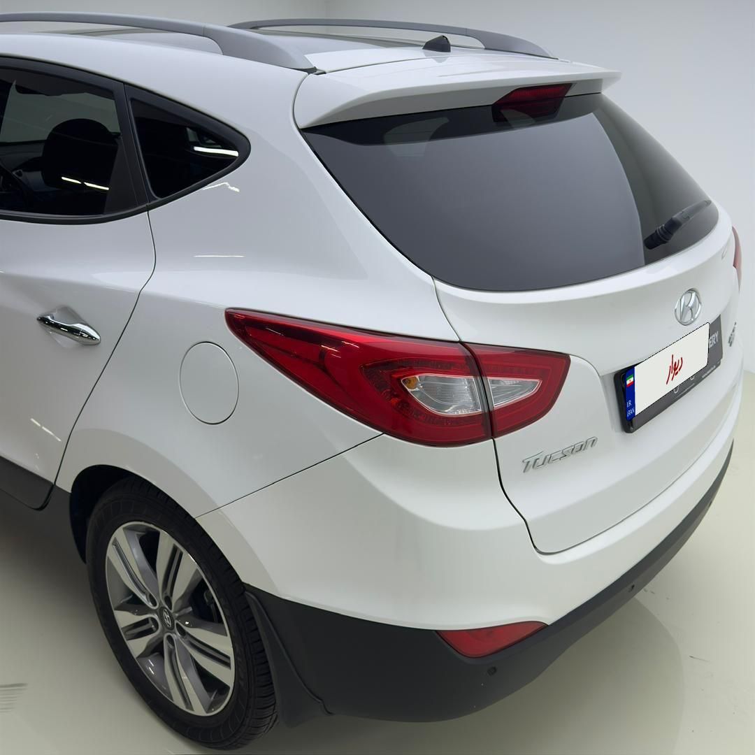 هیوندای توسان 2.4 لیتر - 2015