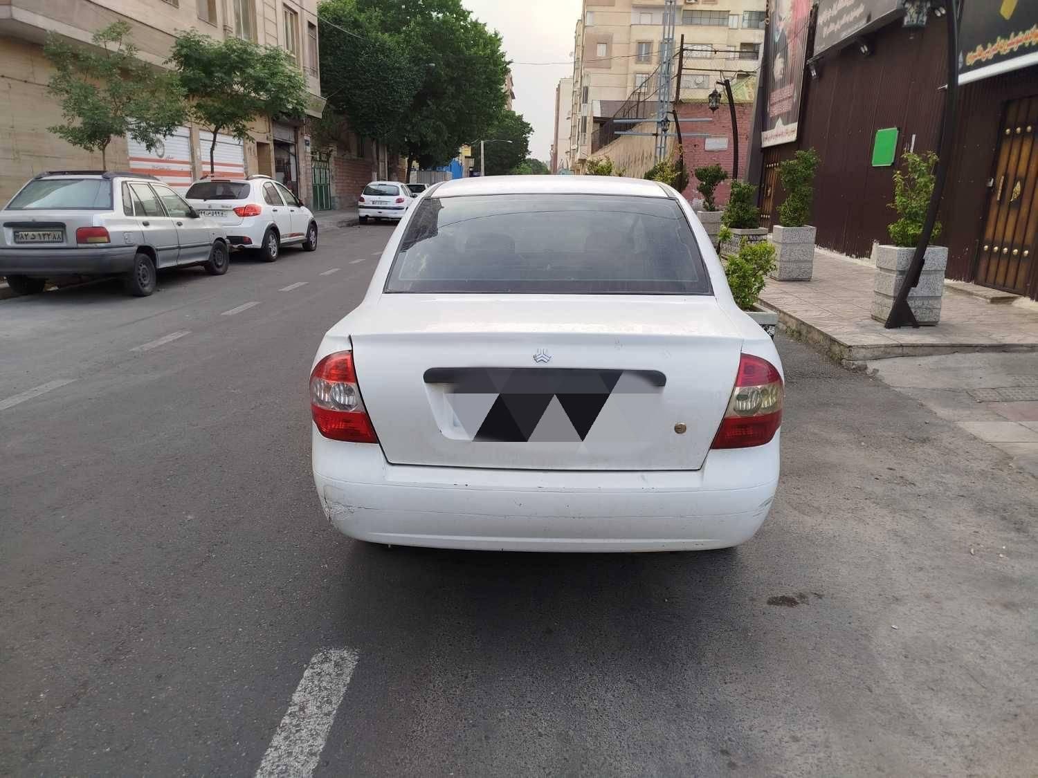 تیبا صندوق دار SX - 1393