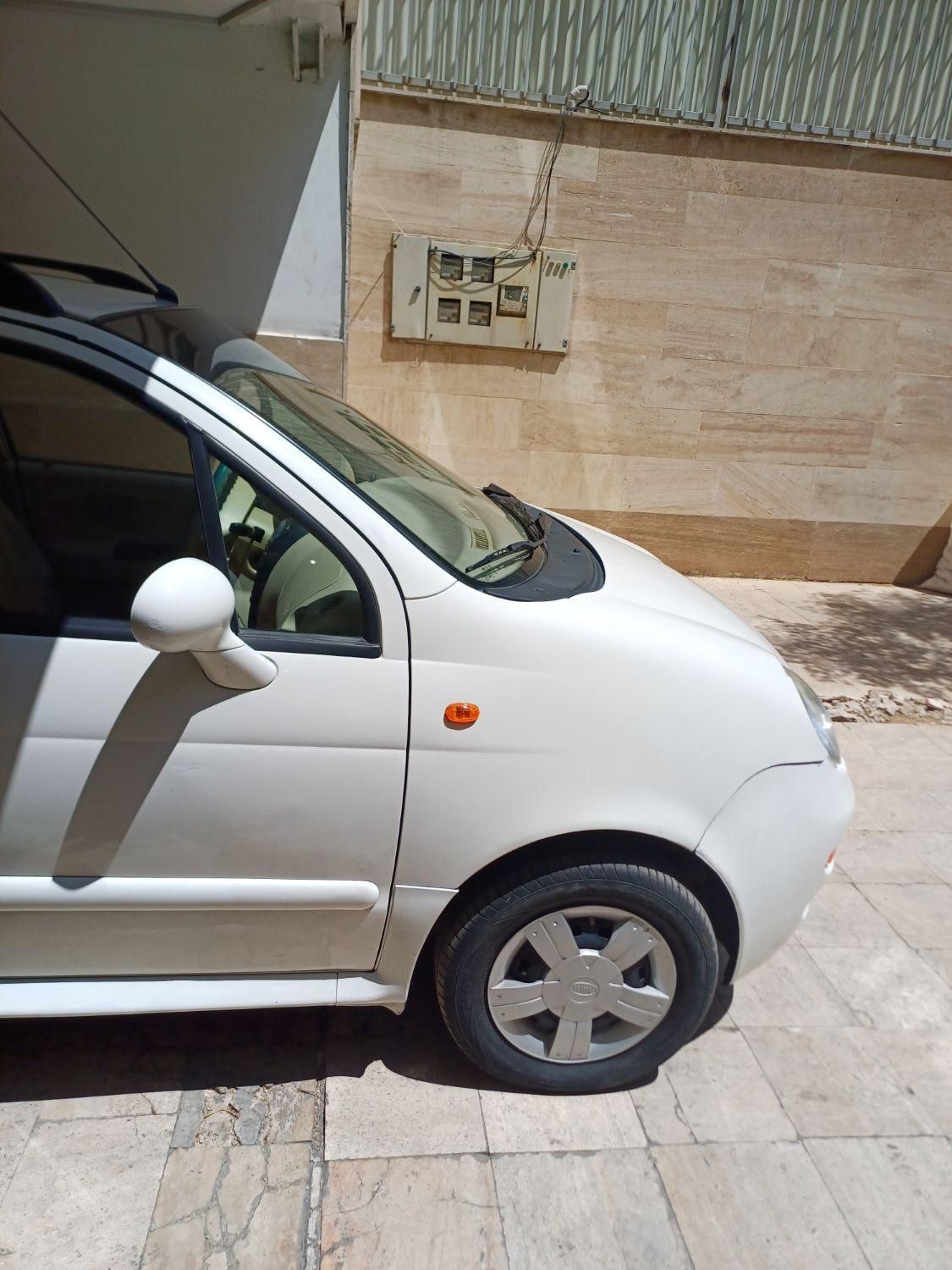ام وی ام 110 چهار سیلندر دنده ای - 2012