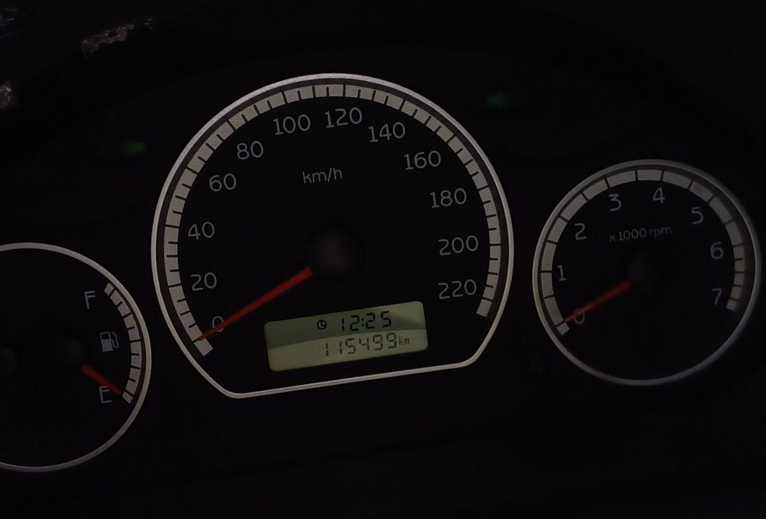 ام وی ام 110 چهار سیلندر دنده ای - 2012