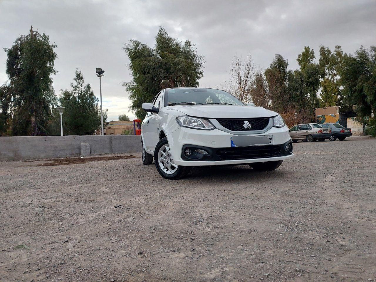 ساینا S دنده ای بنزینی - 1401