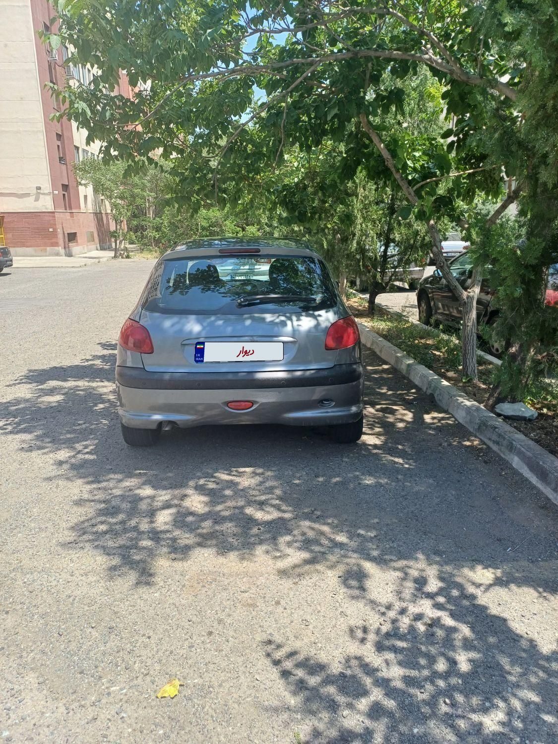 پژو 206 تیپ 2 - 1398