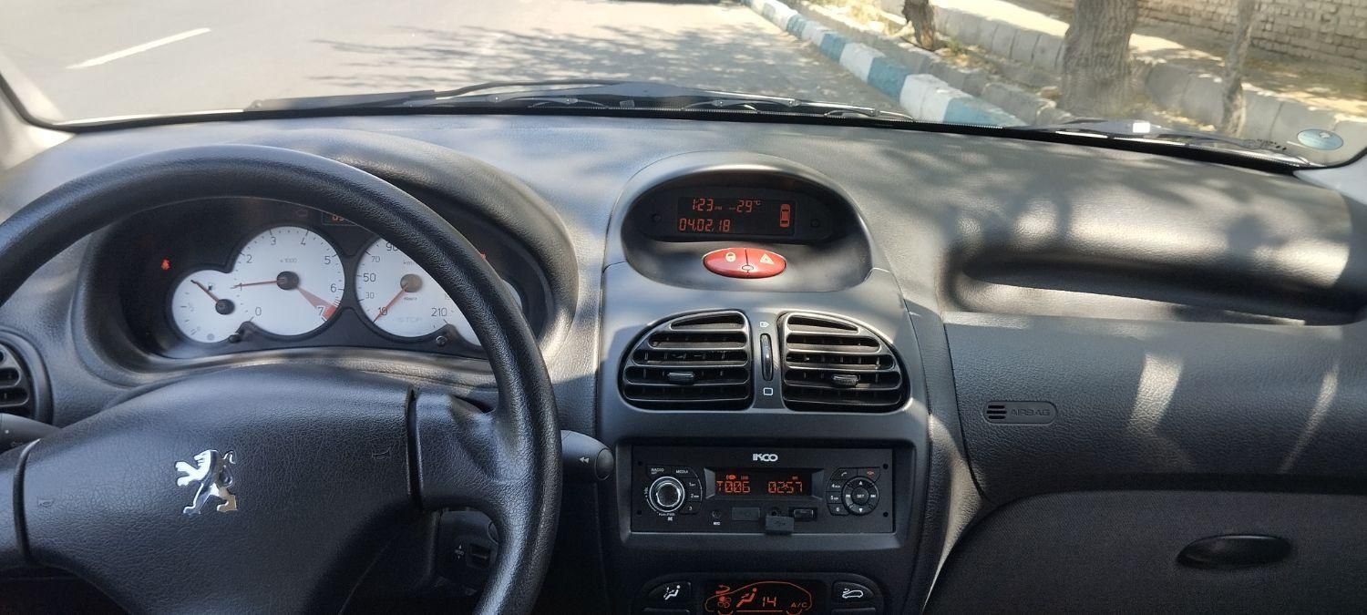 پژو 206 تیپ 3 پانوراما - 1401
