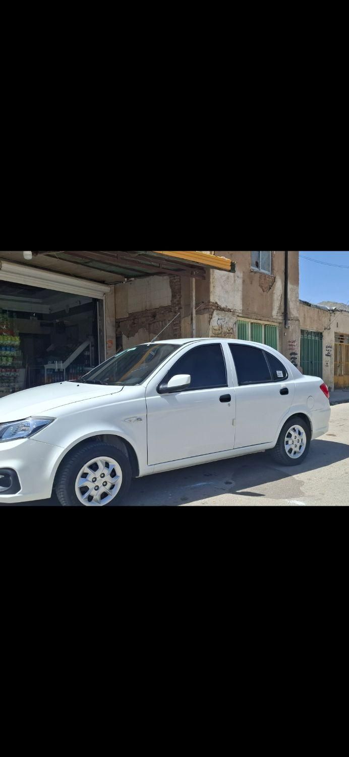 ساینا S دنده ای بنزینی - 1402